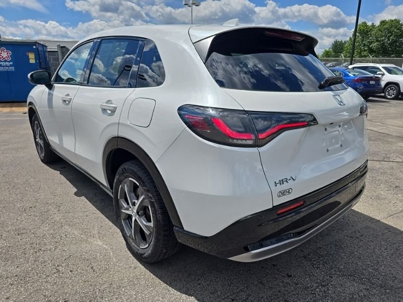 Used 2024  Honda EX-L image 5
