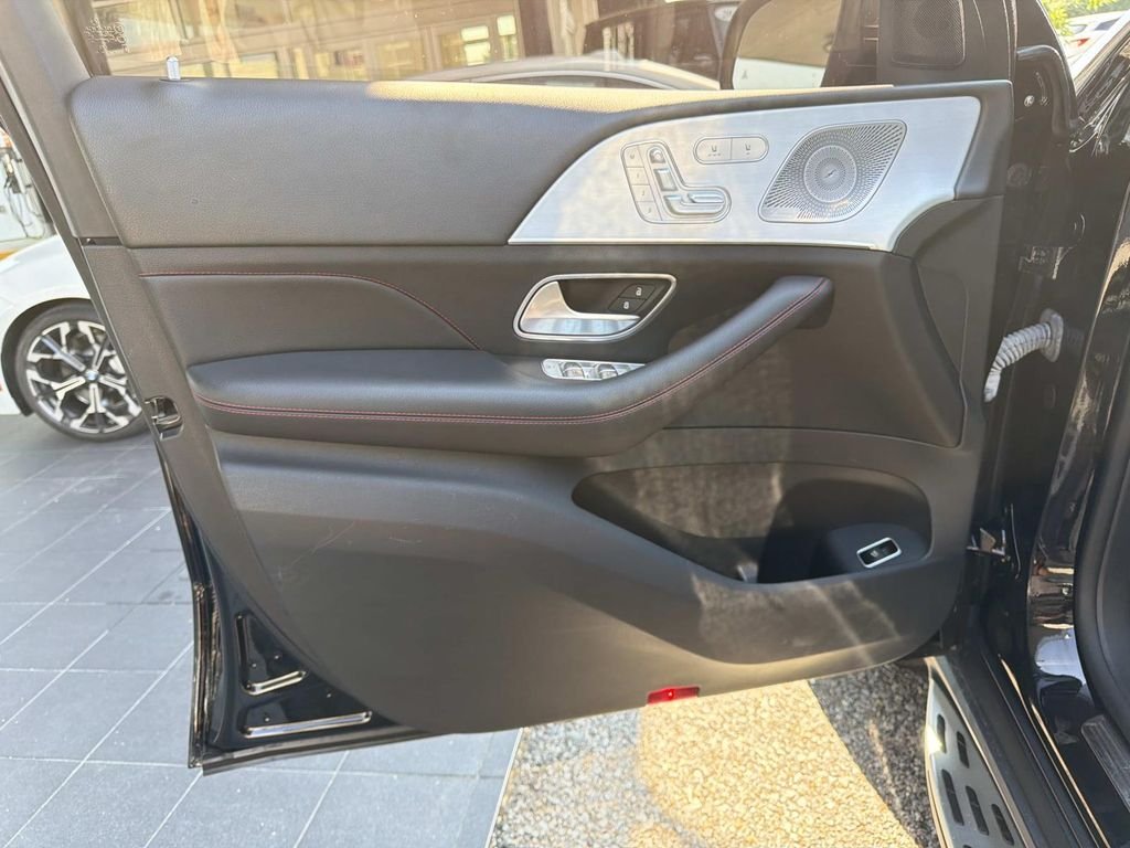 Certified Used 2022 Black Mercedes-Benz GLE 53 AMG® image 19