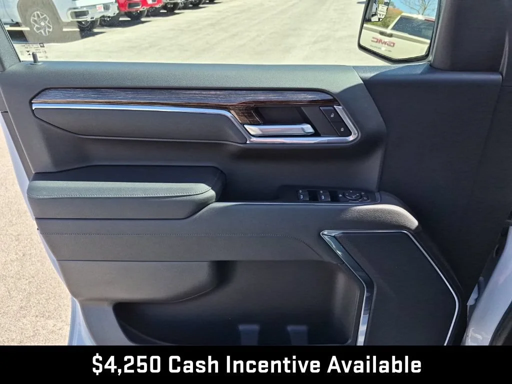 New 2026 Summit White GMC SLE image 32