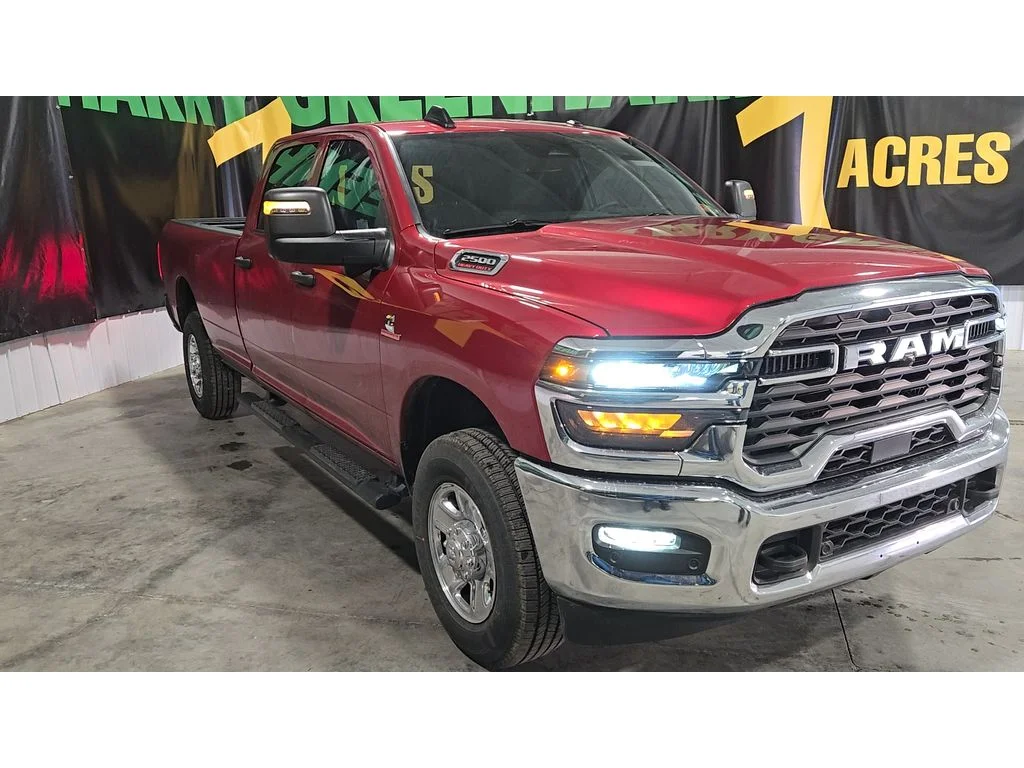 New 2026 Molten Red Pearl-Coat Exterior Paint RAM Tradesman image 3