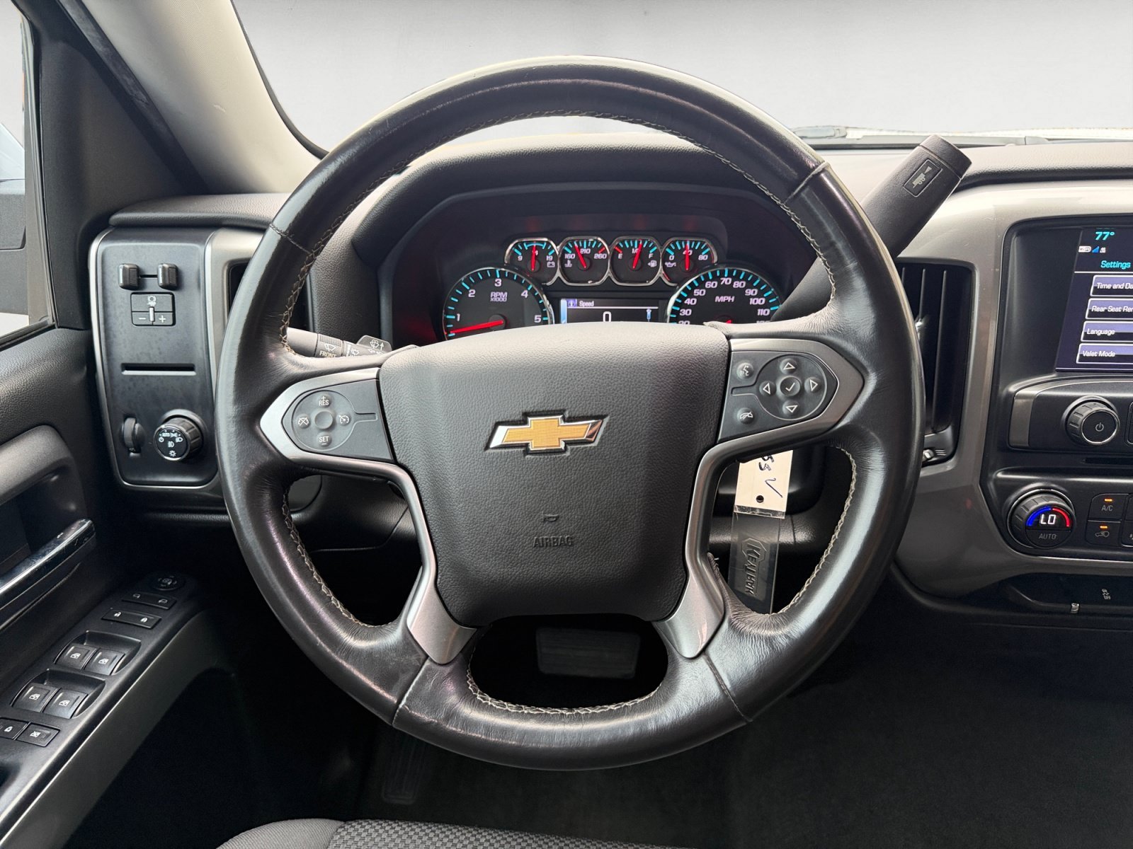 Used 2018 Silver Ice Metallic Chevrolet LT image 11