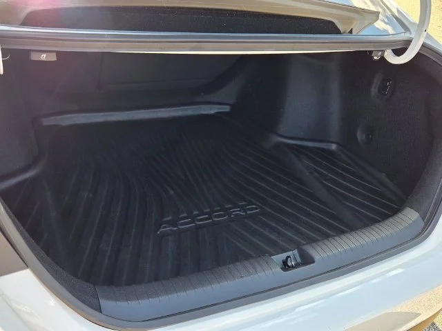 Used 2025  Honda Sport image 14