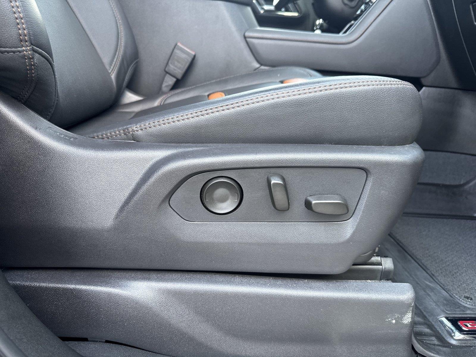 Used 2024 Onyx Black GMC AT4 image 32