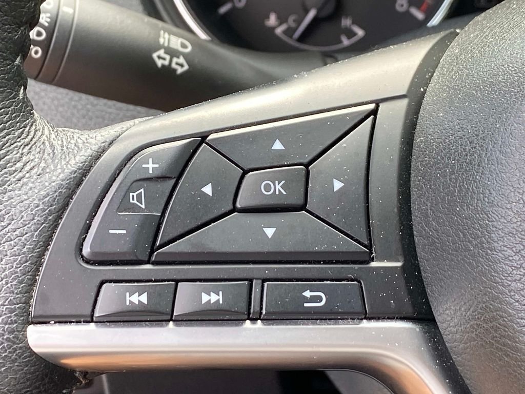 Used 2020 Silver Nissan SV image 18