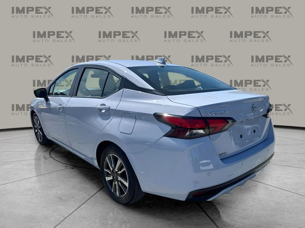 Used 2025 Gray Nissan 1.6 SV image 3