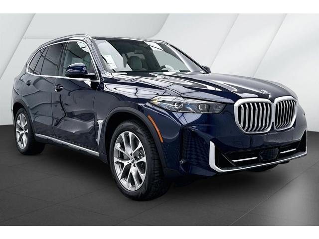 2026 BMW X5 xDrive50e's photo