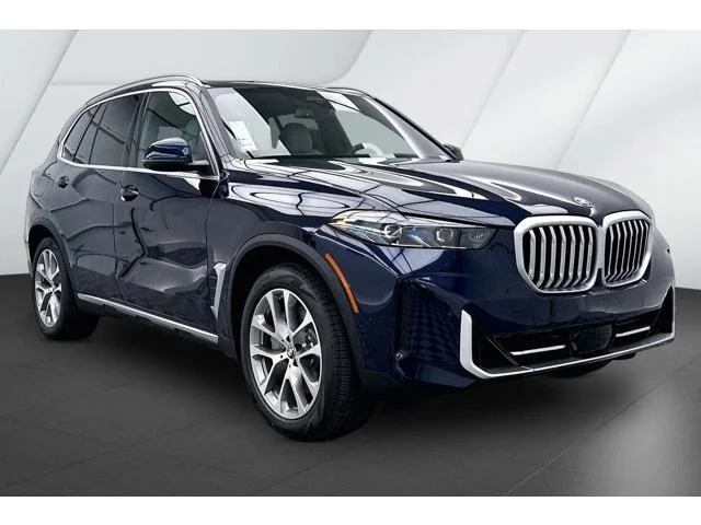 2026 BMW X5 xDrive50e's photo