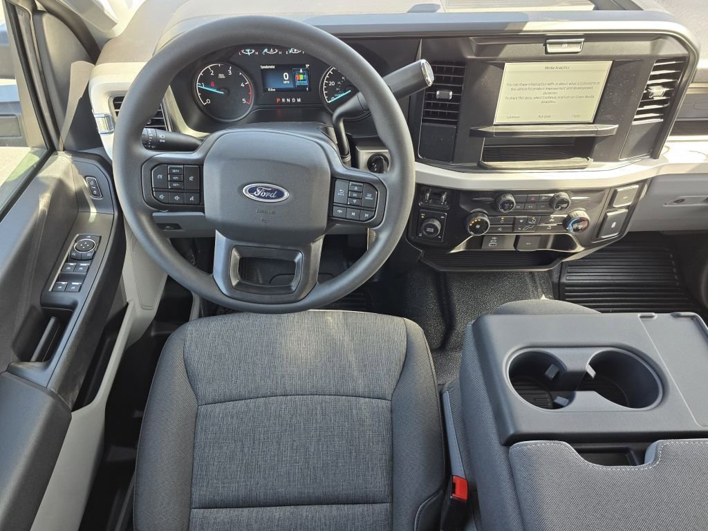 New 2026 Oxford White Ford XL image 32