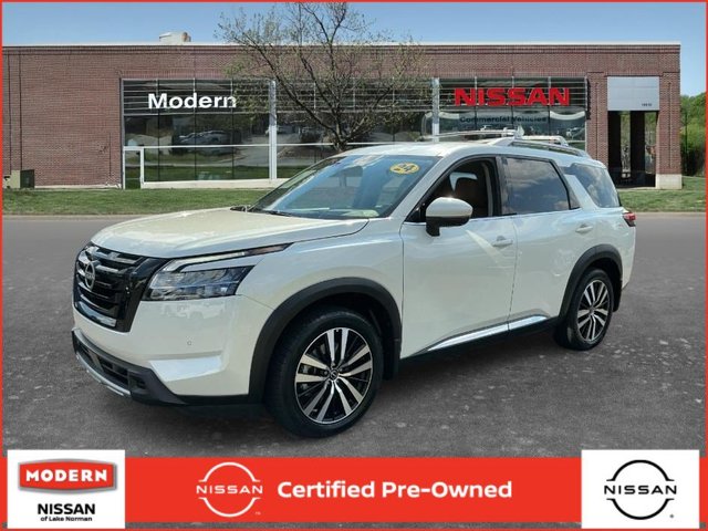 2024 Nissan Pathfinder Platinum