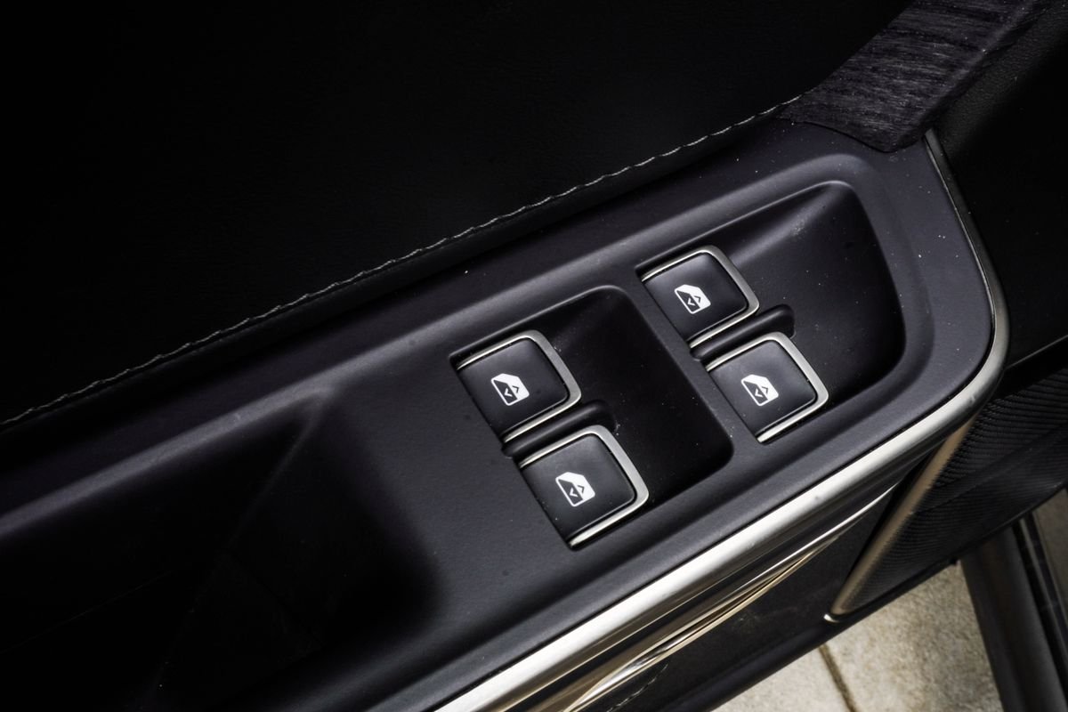 Used 2024 Gray Rivian Adventure image 31