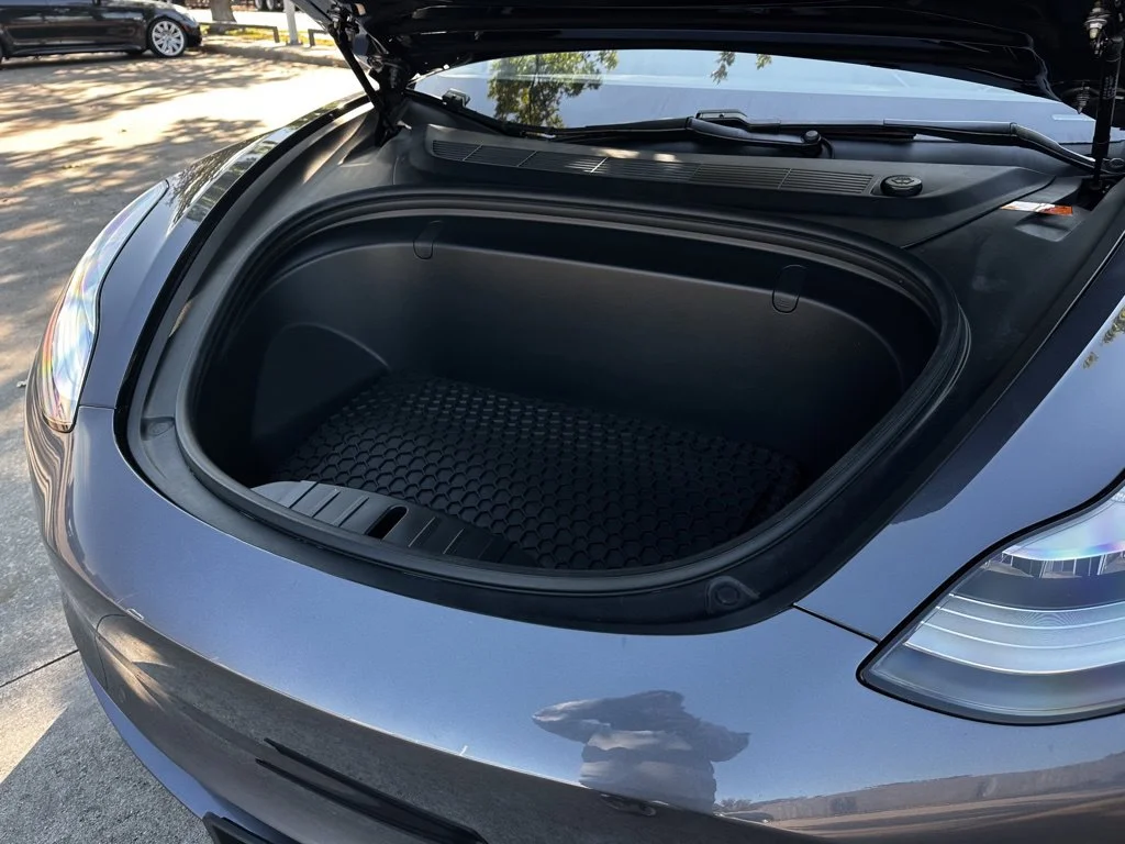 Used 2018 Silver Tesla Long Range image 22