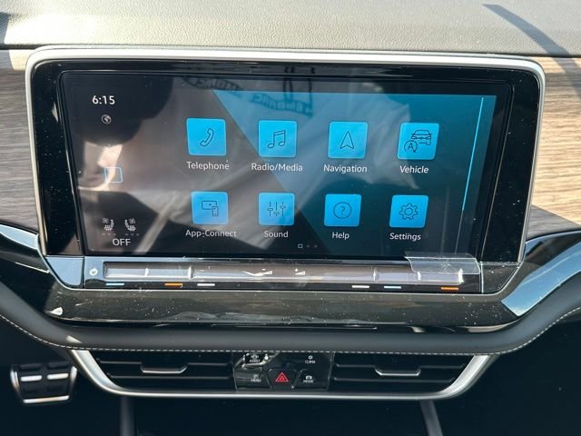 New 2026 Pure Gray Volkswagen 2.0T SEL Premium R-Line image 35