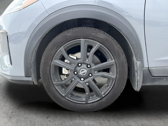 Used 2023 Gray Nissan SR image 24