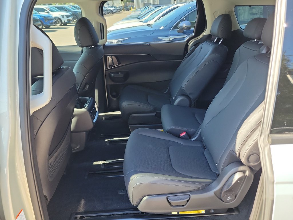 New 2026 Ivory Silver Kia SX Prestige image 16