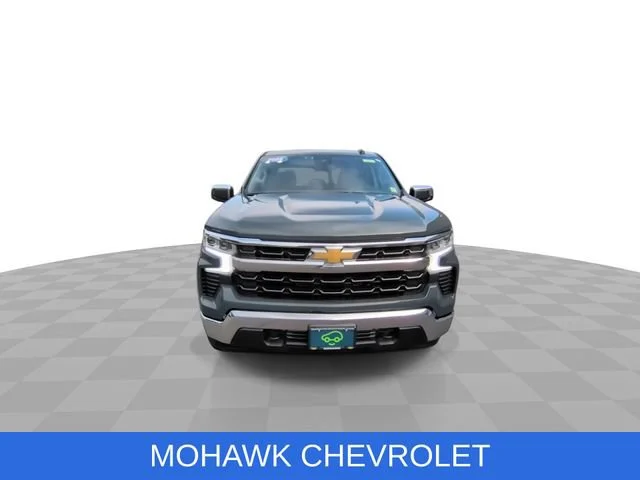 Used 2025 Cypress Gray Chevrolet LT (2FL) image 3