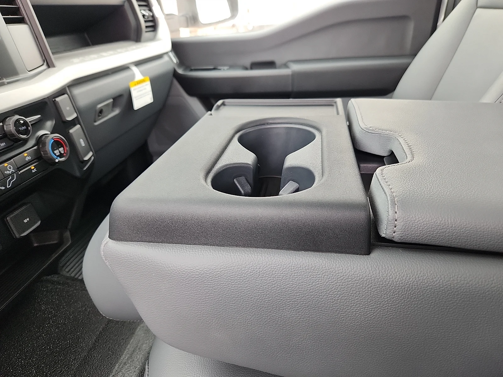 New 2026 Oxford White Ford F-250® XL image 25
