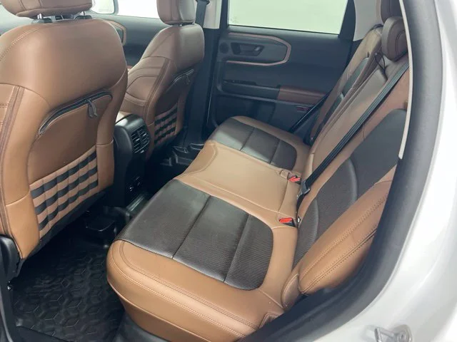 Used 2023 White Ford Badlands image 10