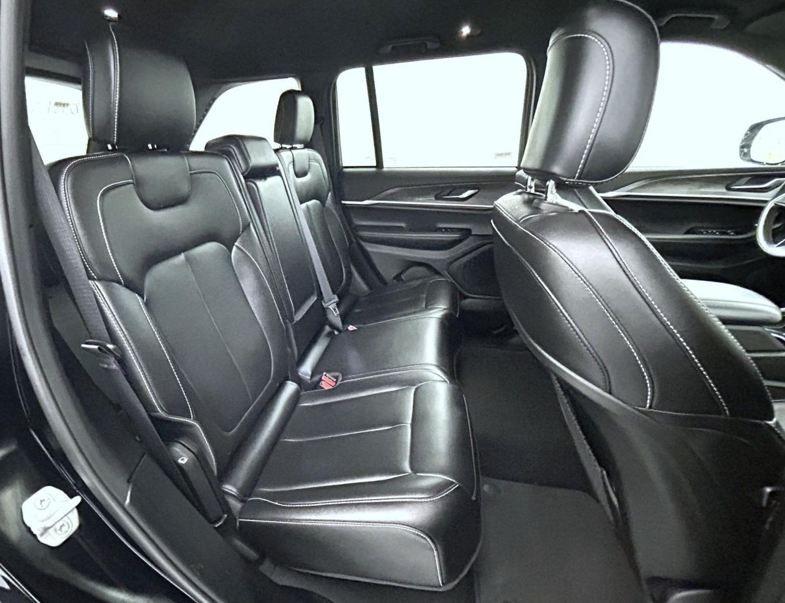 2024 Jeep Grand Cherokee Limited - Photo 18