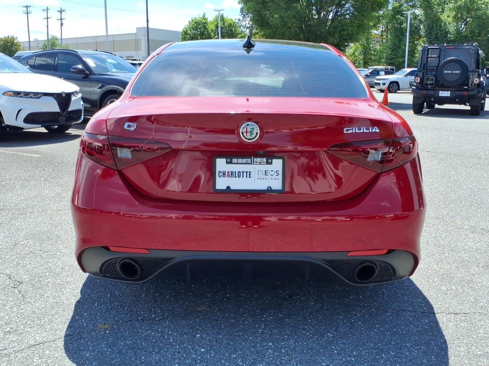 Used 2023 Alfa Rosso Alfa Romeo Veloce image 17
