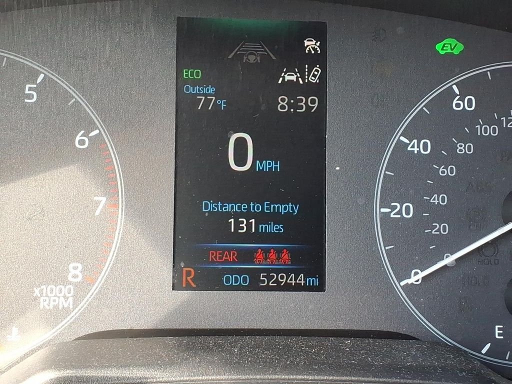 Used 2024 Sonic Silver/Jet Black Toyota Hybrid SE image 23