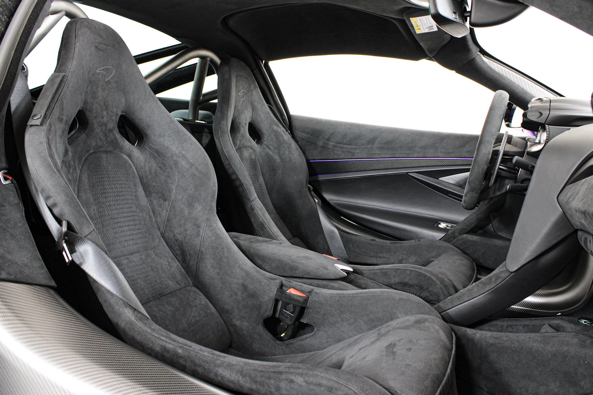 Used 2024 Purple McLaren Coupe image 37