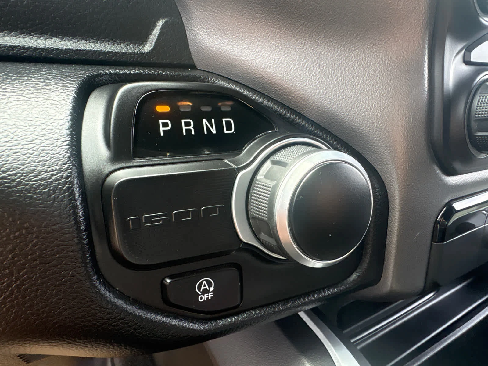Used 2022 Diamond Black Crystal Pearlcoat Ram Big Horn image 27