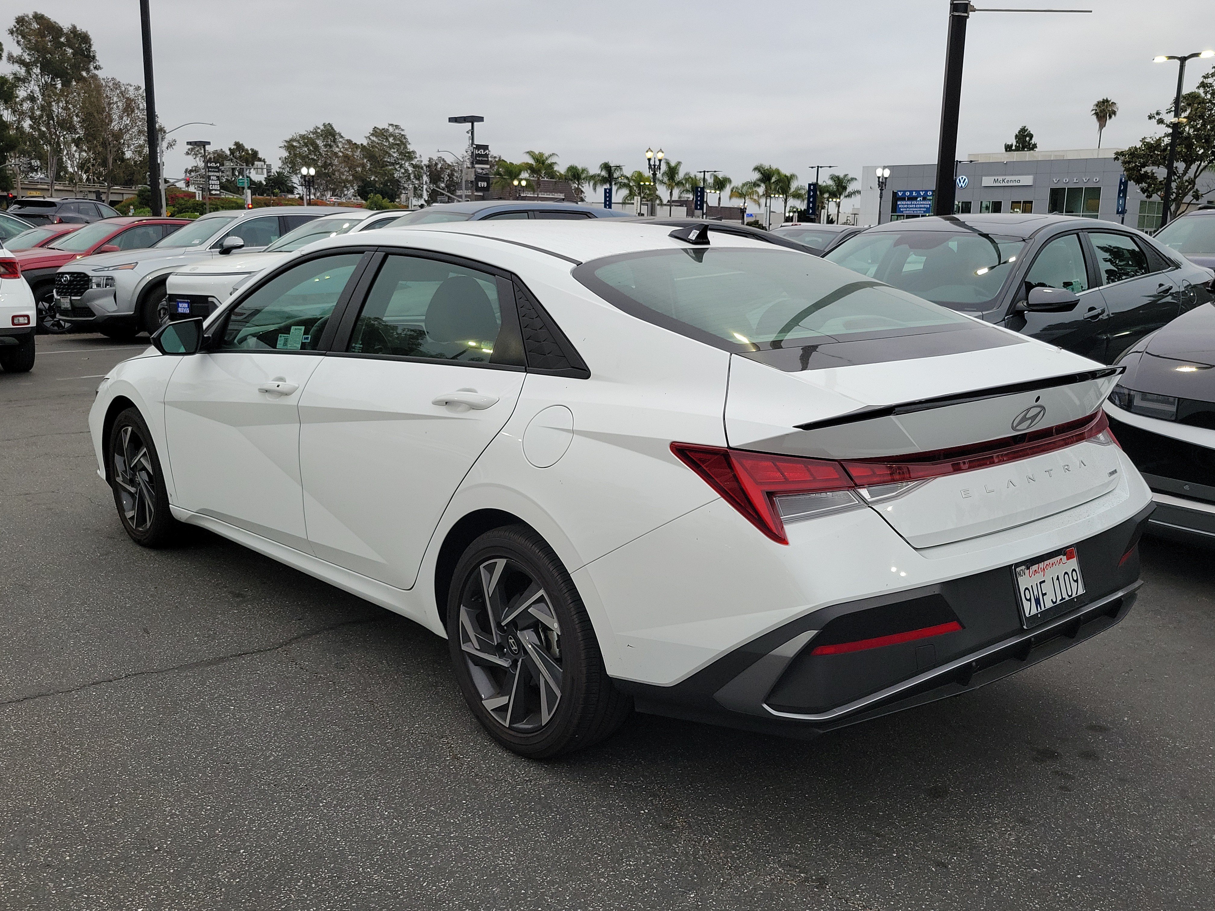 Certified Used 2025 Serenity White Hyundai SEL Sport image 5