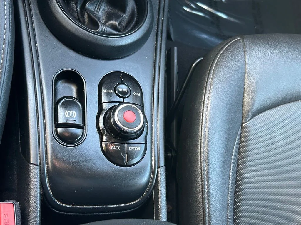 Used 2019 Gray MINI  image 19