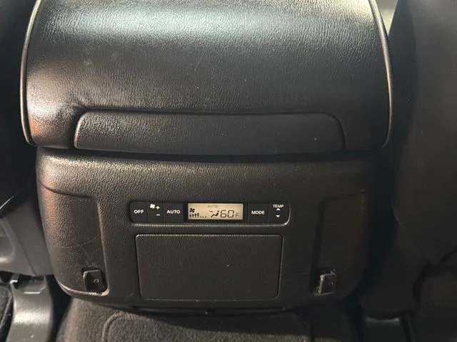 Used 2019 Black Obsidian INFINITI LUXE image 17