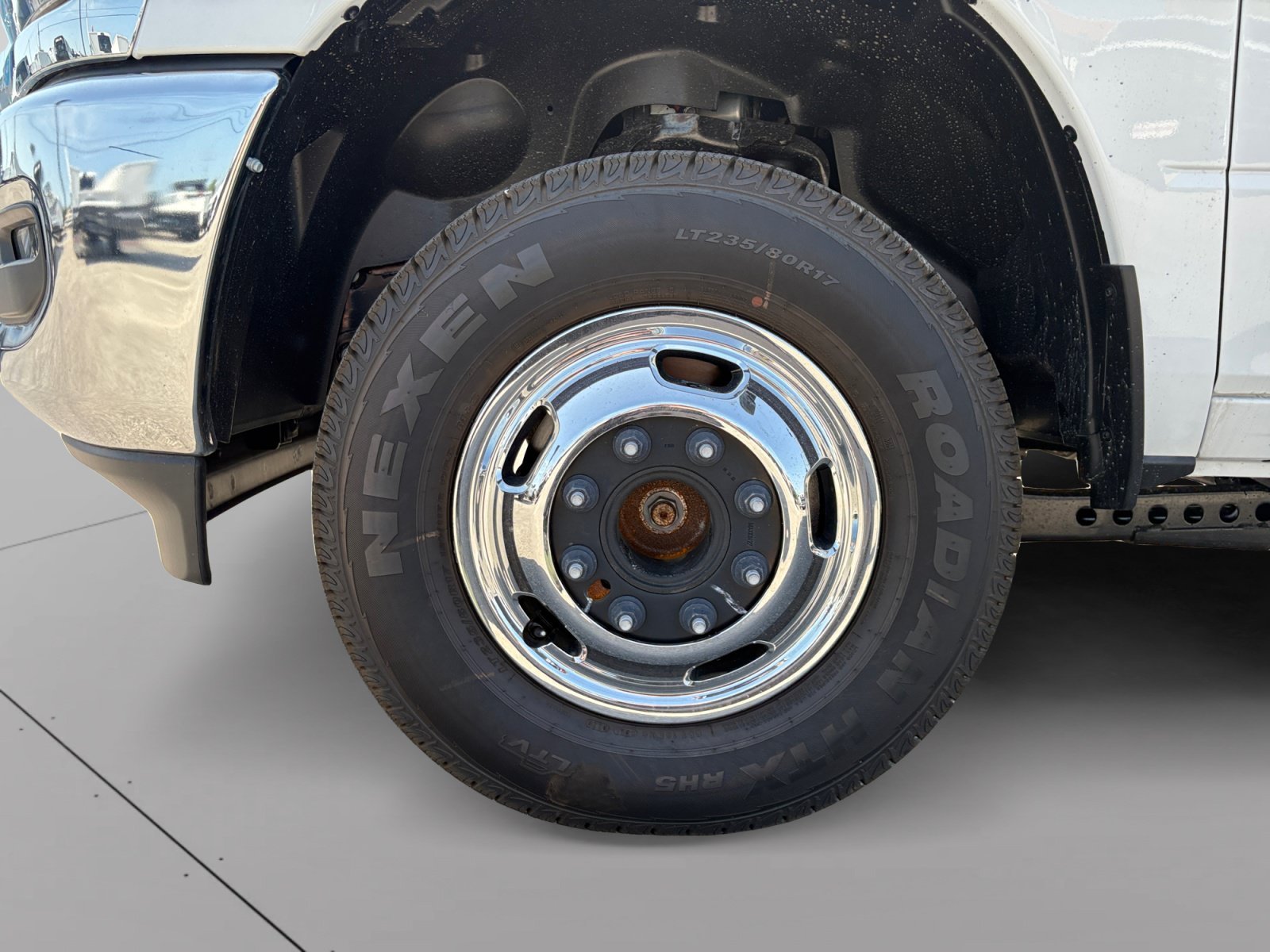 New 2026 Bright White Clearcoat RAM Tradesman image 9