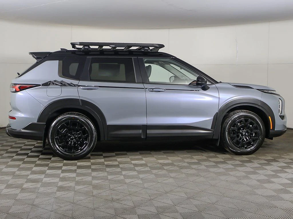 New 2026 Gray Mitsubishi TRAIL EDITION S-AWC image 20