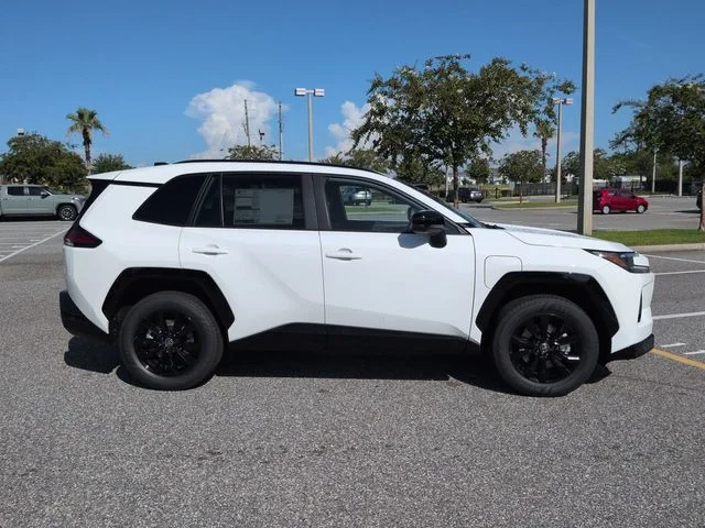 New 2026 Ice Cap Toyota SE image 3