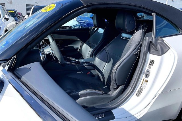 Used 2022  Mercedes-Benz SL 63 AMG® image 6
