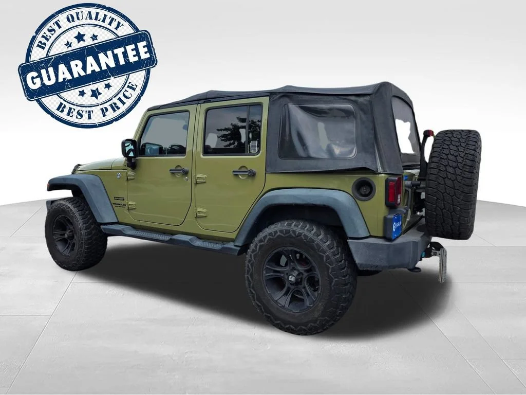 Used 2013 Green Jeep Sport image 5
