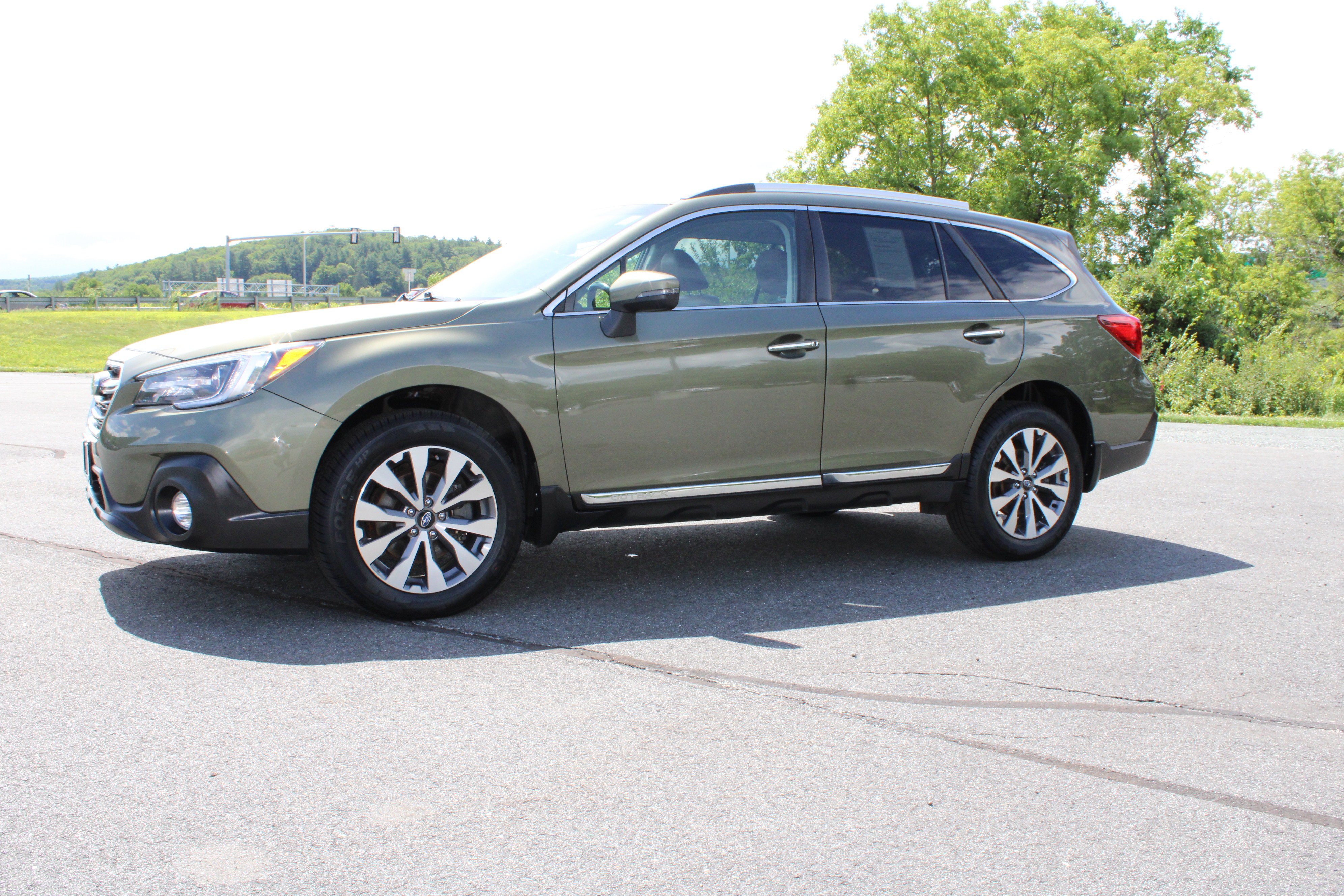 Used 2018 Wilderness Green Metallic Subaru Touring image 3