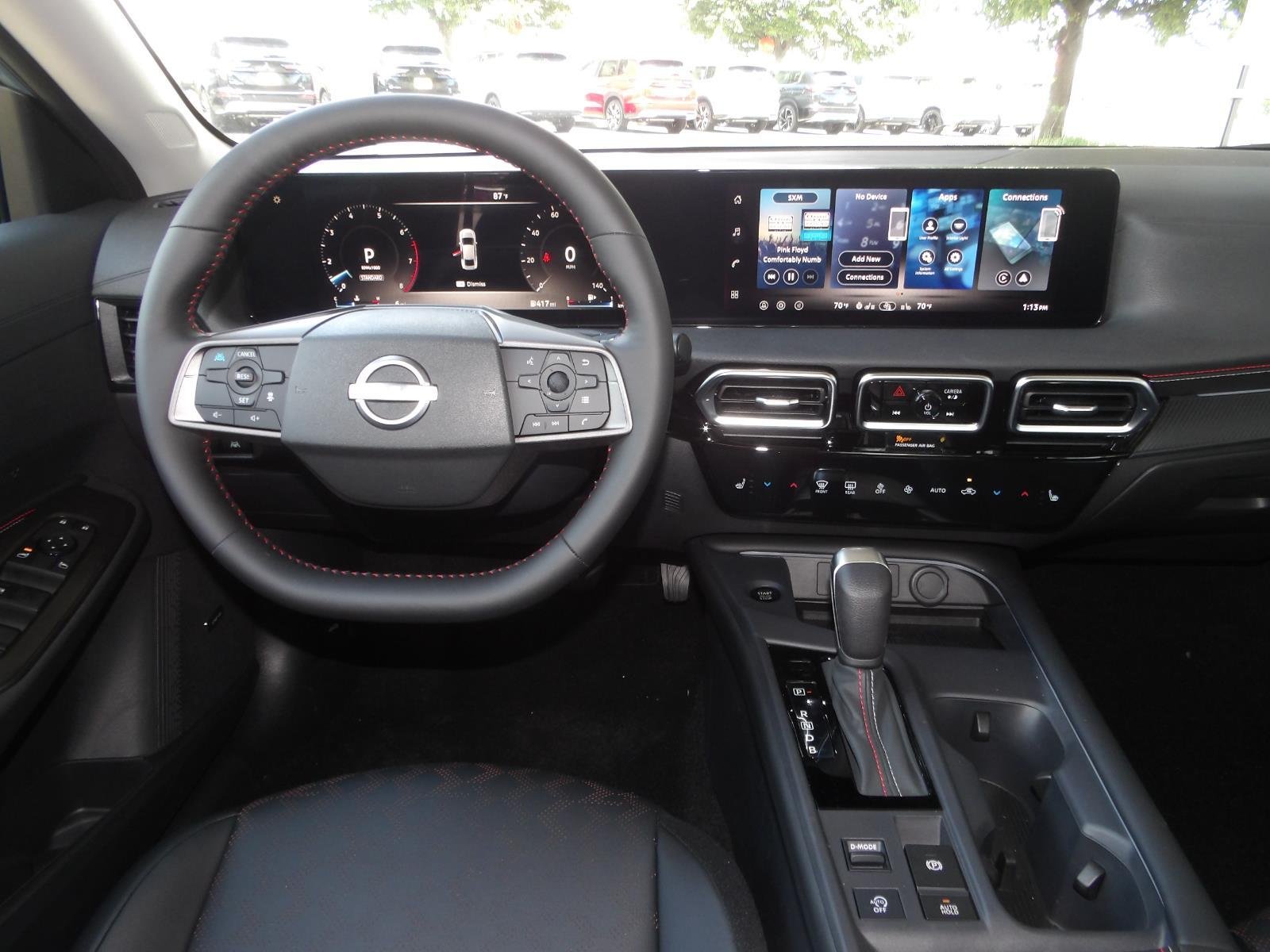 New 2026 Atlantic Gray Metallic / Super Black Two-tone Nissan SR image 15