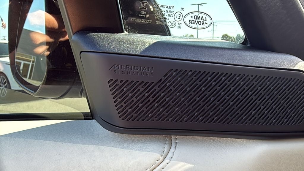 Certified Used 2025 Gray Land Rover Autobiography image 20