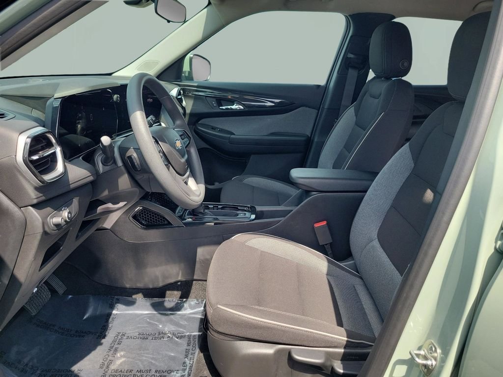Used 2026 Green Chevrolet LT image 24