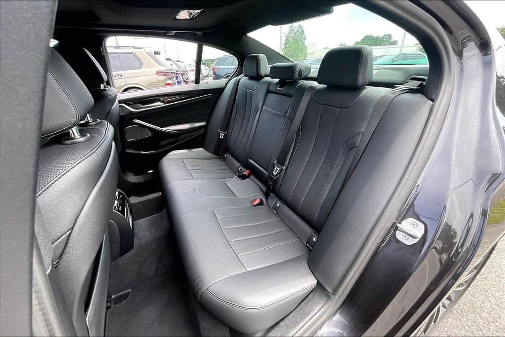 2023 BMW 5 Series 540i - Photo 18