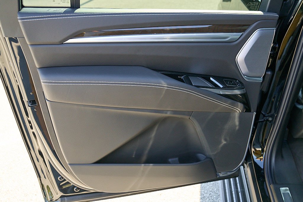 2027 Cadillac Escalade ESV Platinum Sport - Photo 45