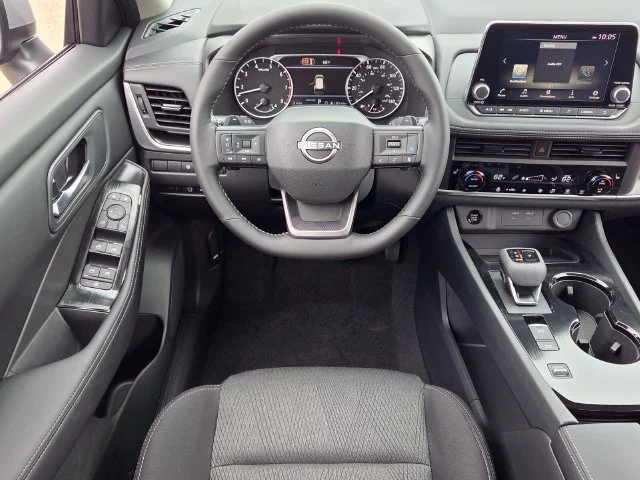 Used 2026 Gray Nissan SV image 7