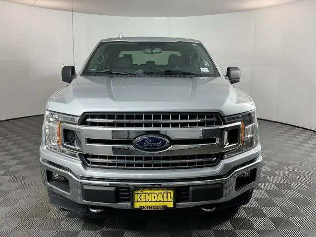 Used 2018 Silver Ford XLT image 2
