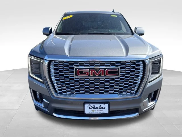 Used 2023 STERLING METALLIC GMC Denali image 9