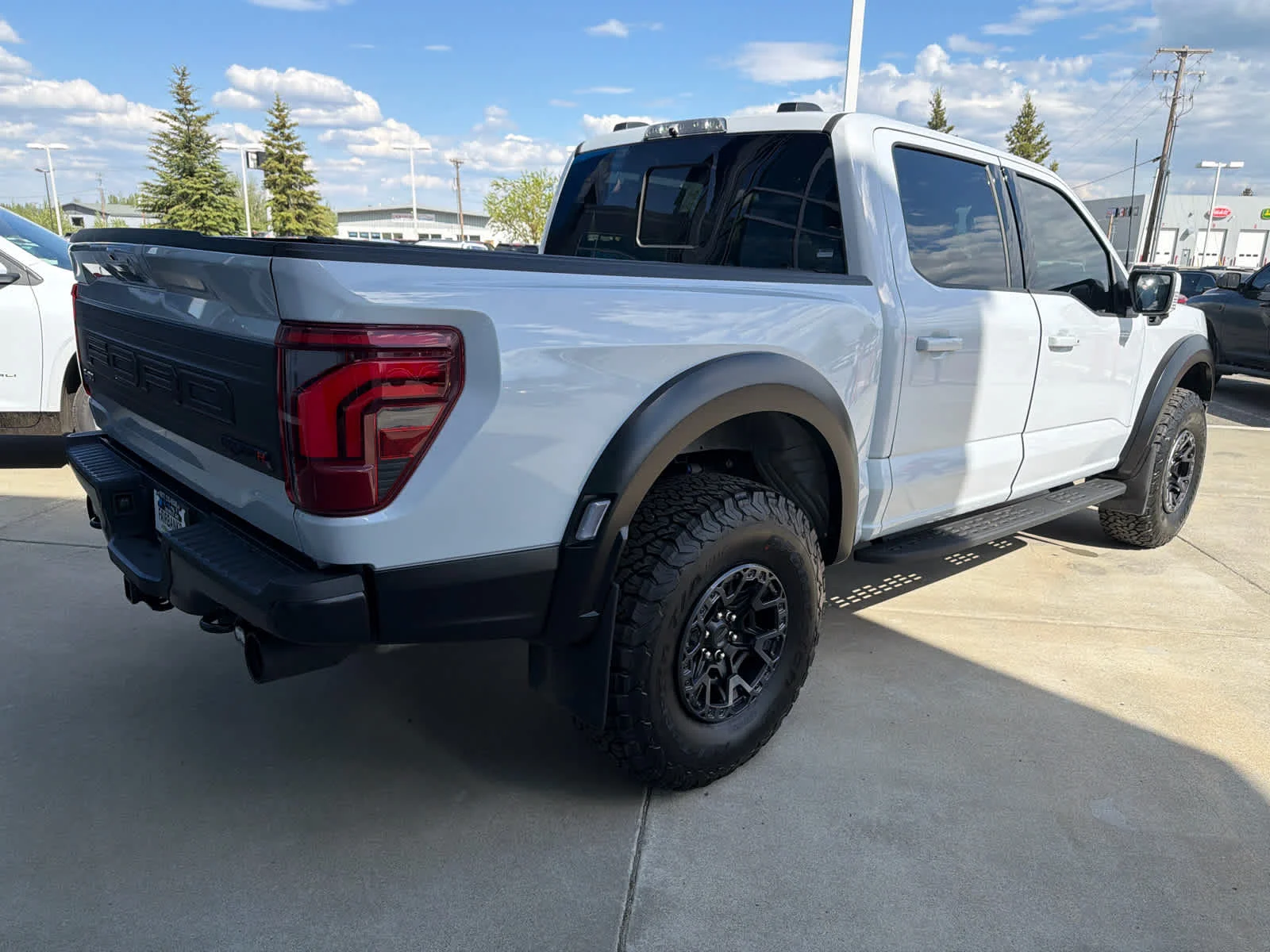 Used 2025 White Ford Raptor image 5
