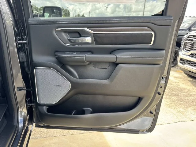 New 2027 Granite Crystal Metallic Clear-Coat Exterior Paint RAM Laramie image 33