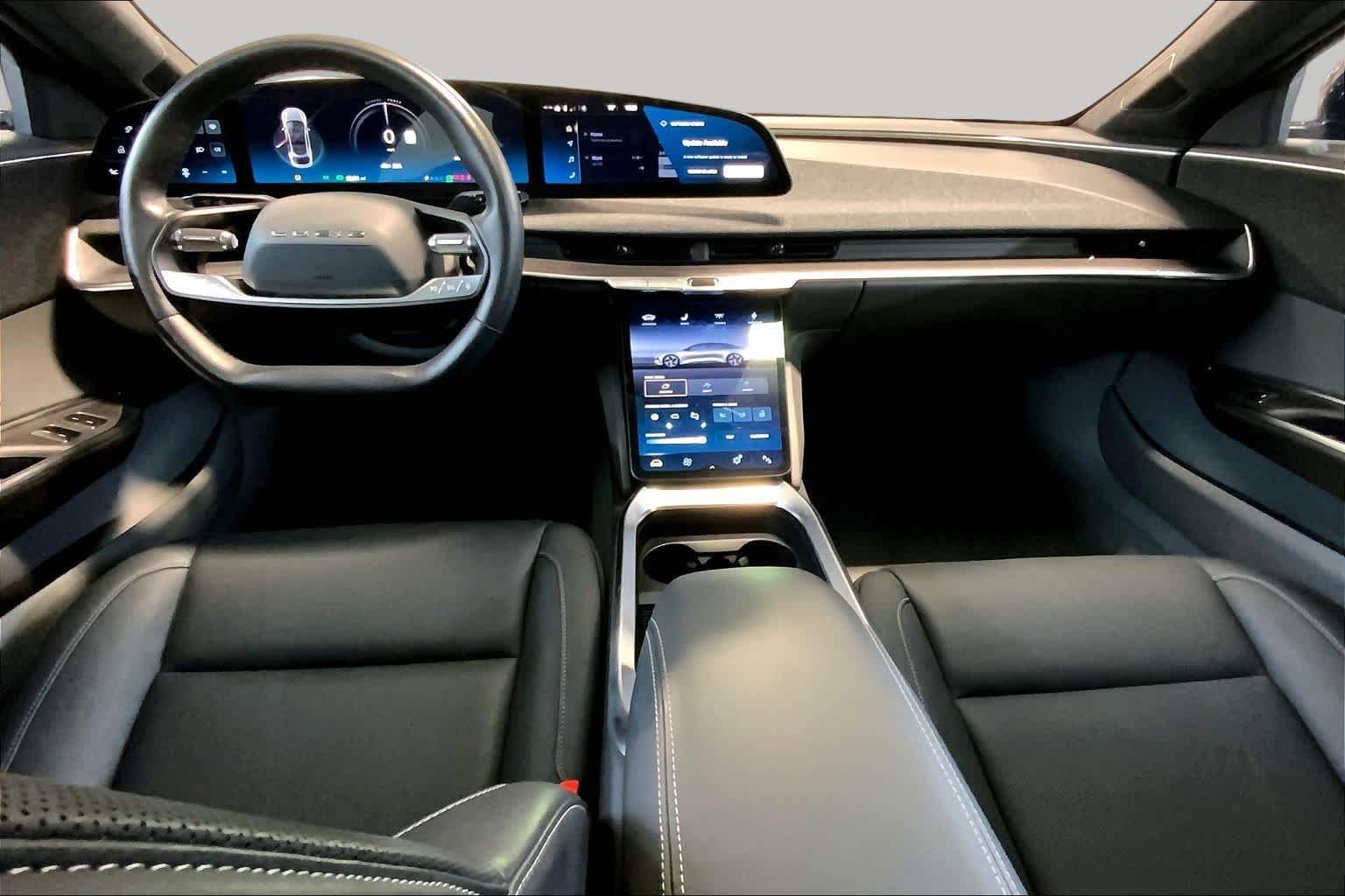 Used 2025 Quantum Grey Metallic Lucid Touring image 14
