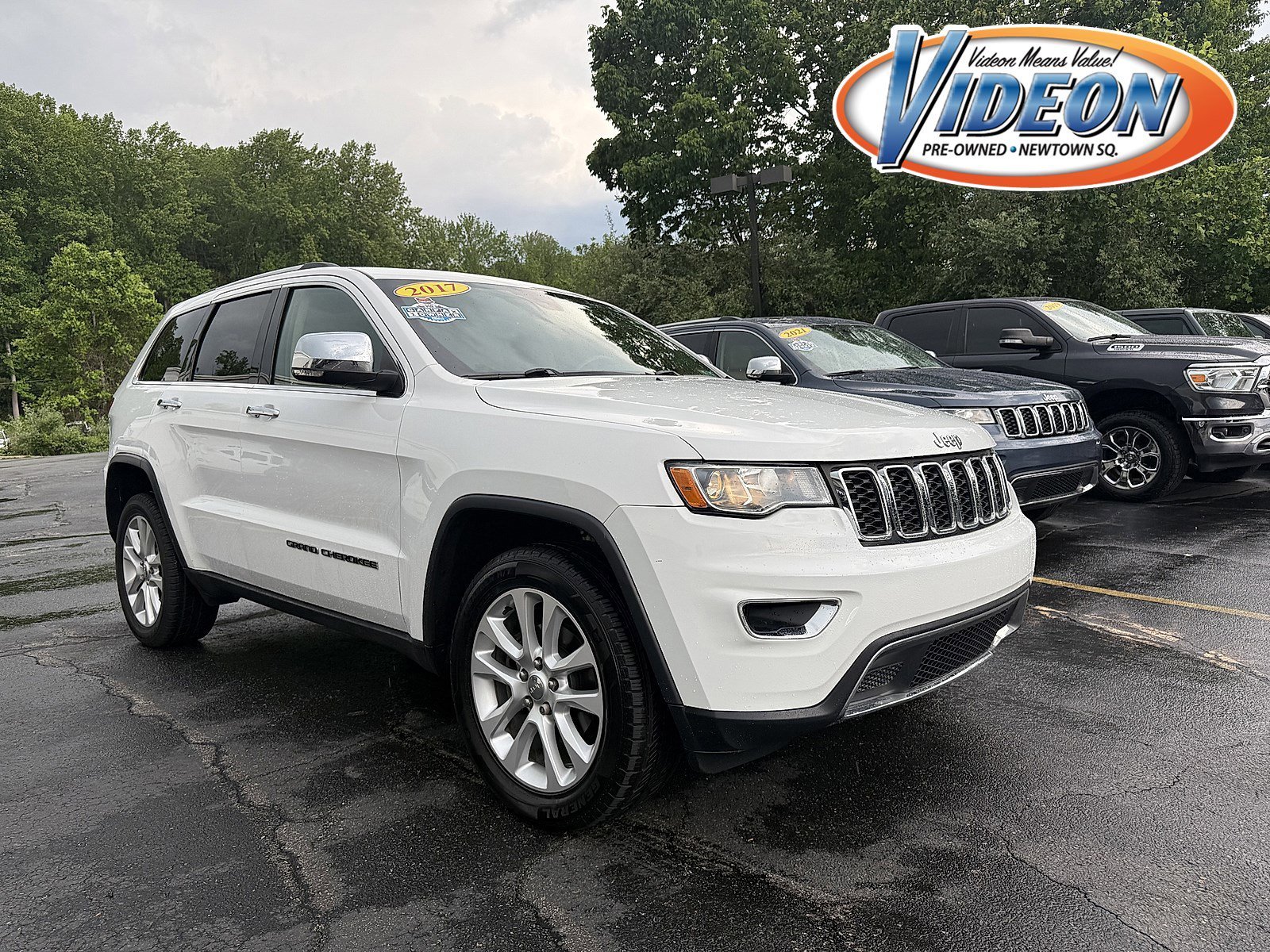 2017 Jeep Grand Cherokee Limited 4WD's photo