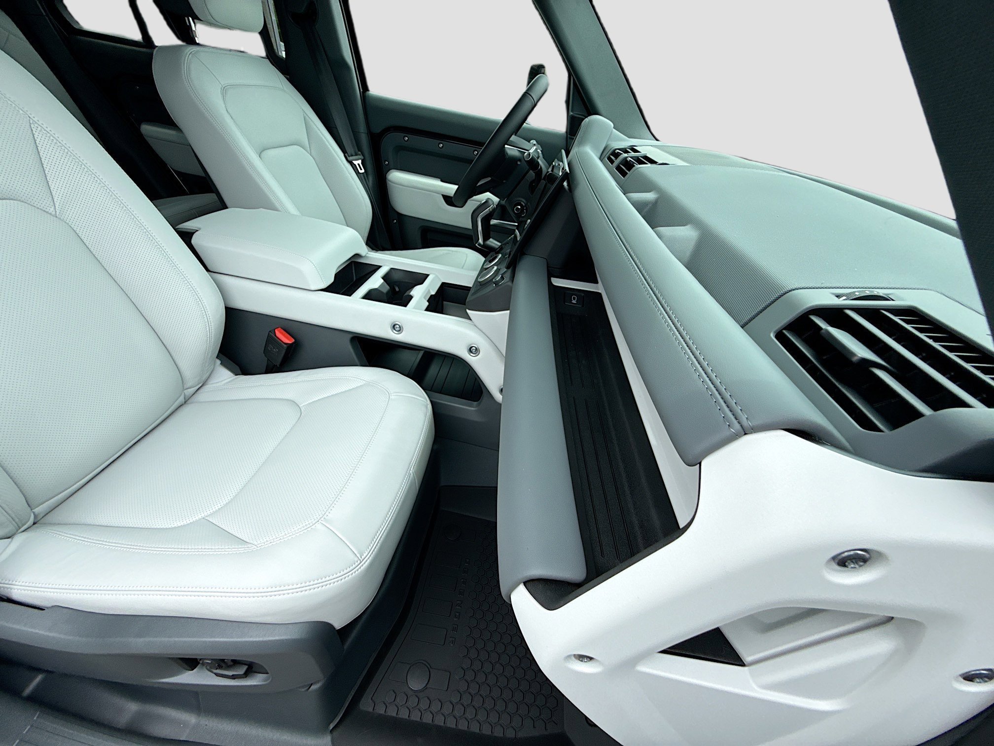 New 2026 Santorini Black LAND ROVER X-Dynamic SE image 15