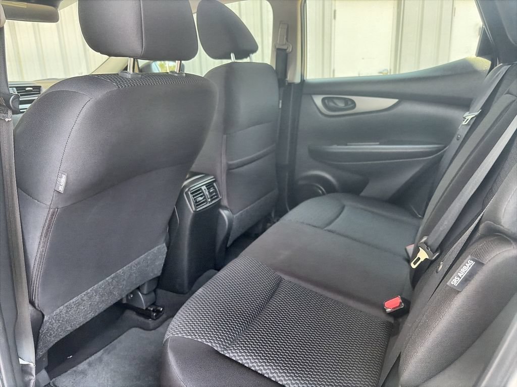Used 2020 Silver Nissan S FWD Xtronic CVT image 26