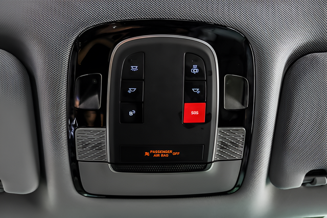 Certified Used 2025 White Hyundai SEL image 27